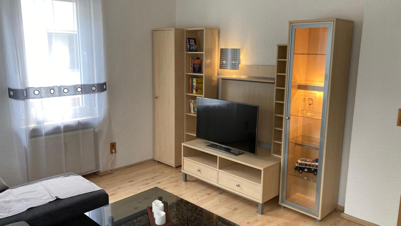 Ferienwohnung -Isola Madre Biebesheim am Rhein Ngoại thất bức ảnh